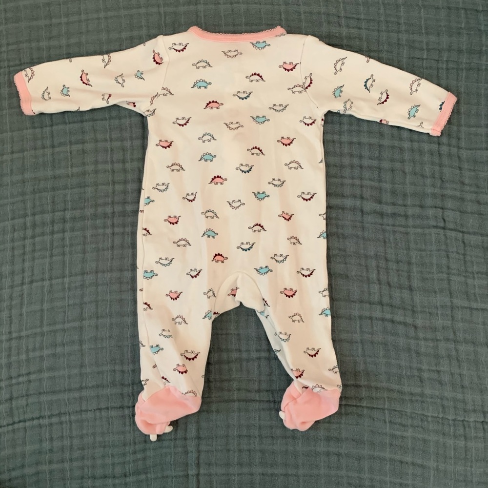 🎁NWOT 3 pack Carter’s zipper footies - Picture 4 of 8